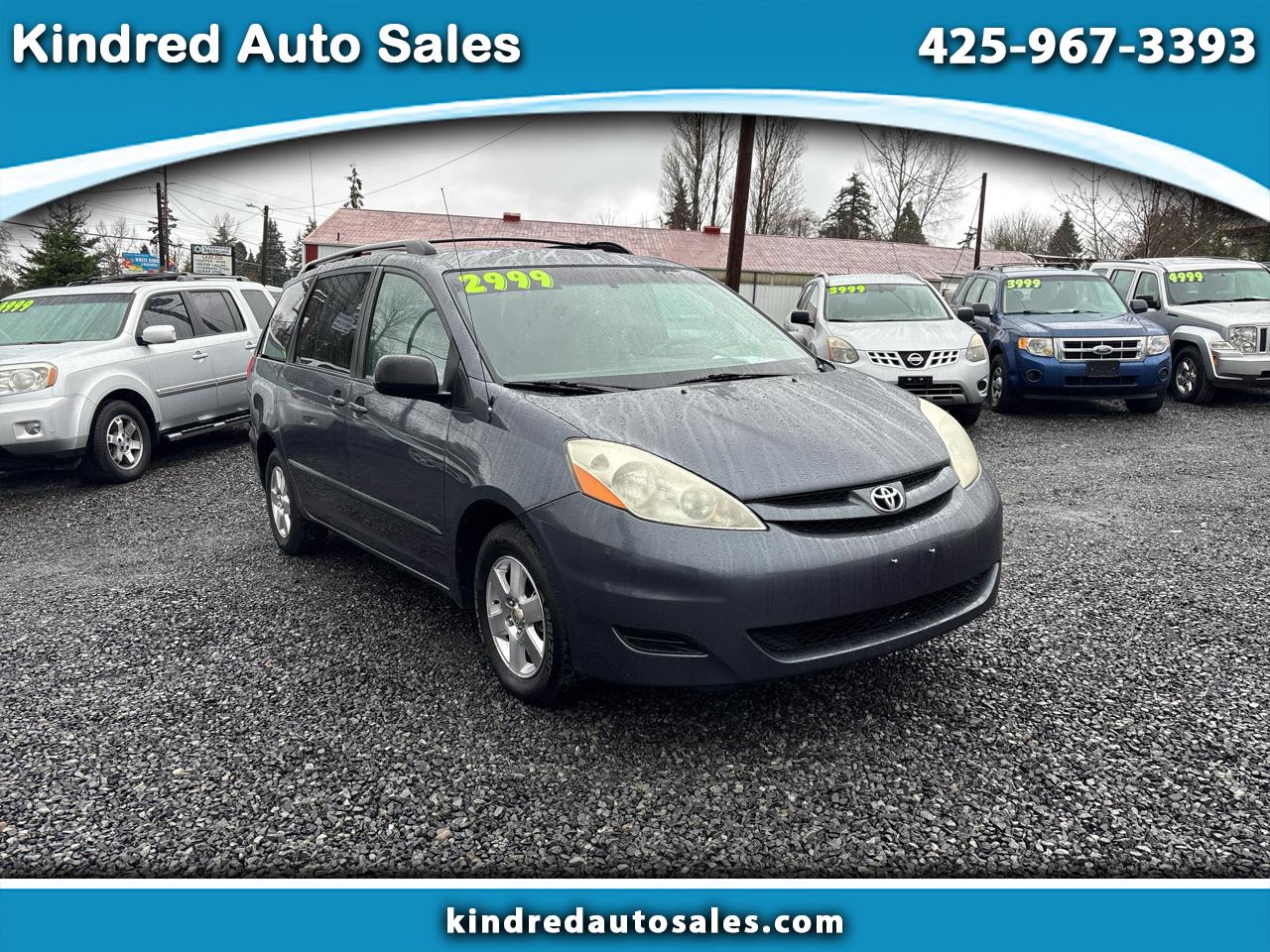 Toyota Sienna LE 7-Passenger 2006