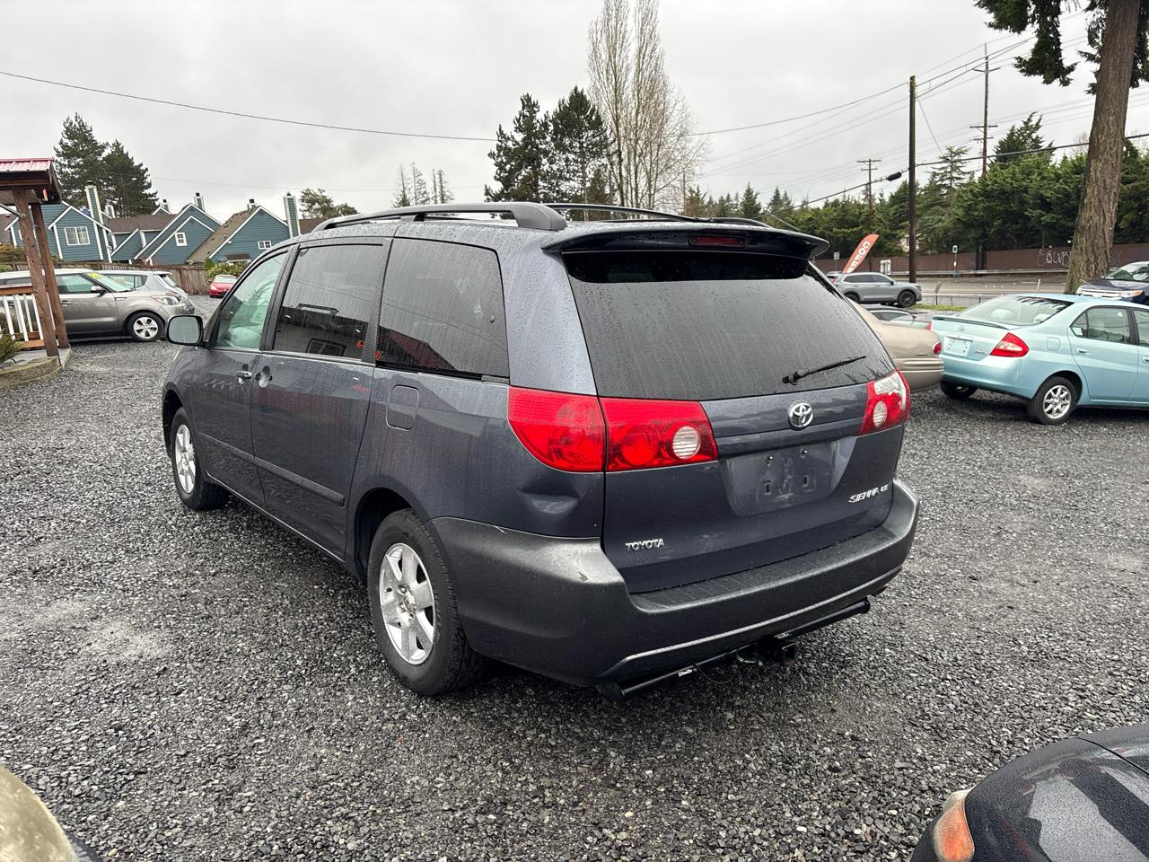 Toyota Sienna LE 7-Passenger 2006