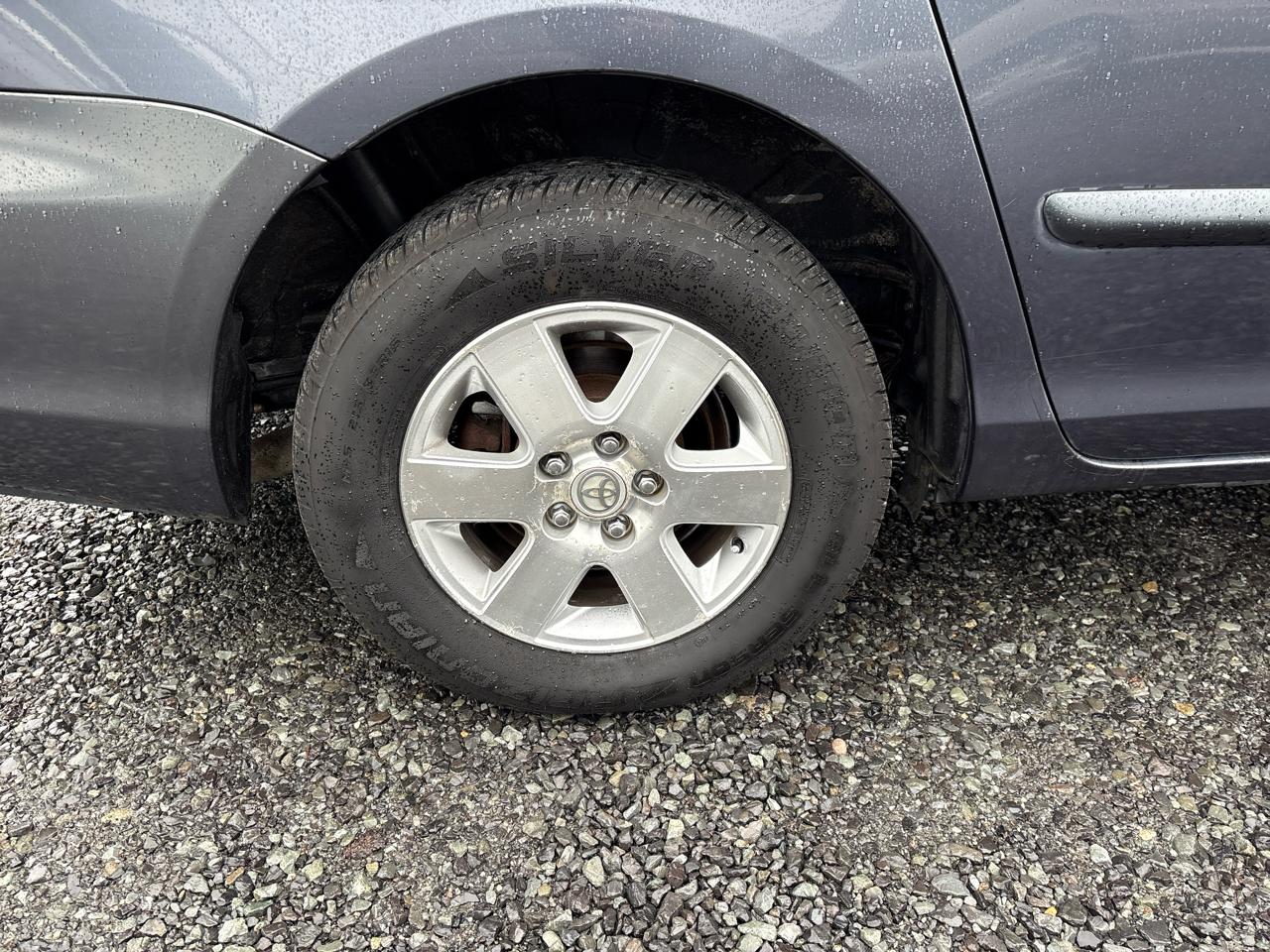 Toyota Sienna LE 7-Passenger 2006