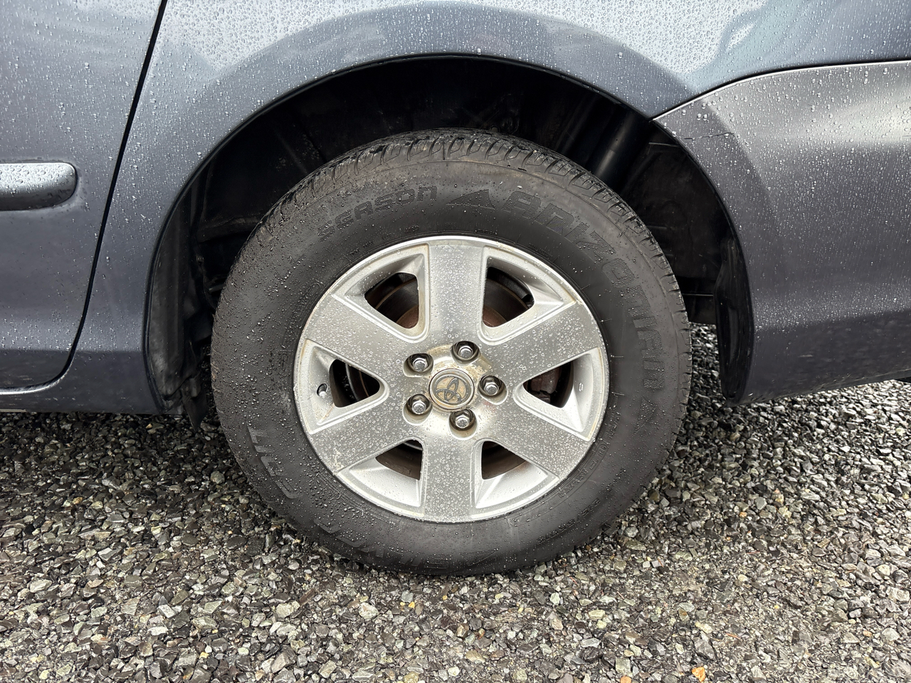 Toyota Sienna LE 7-Passenger 2006