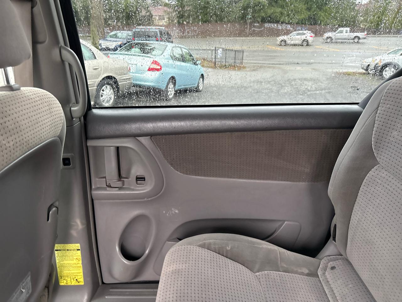 Toyota Sienna LE 7-Passenger 2006