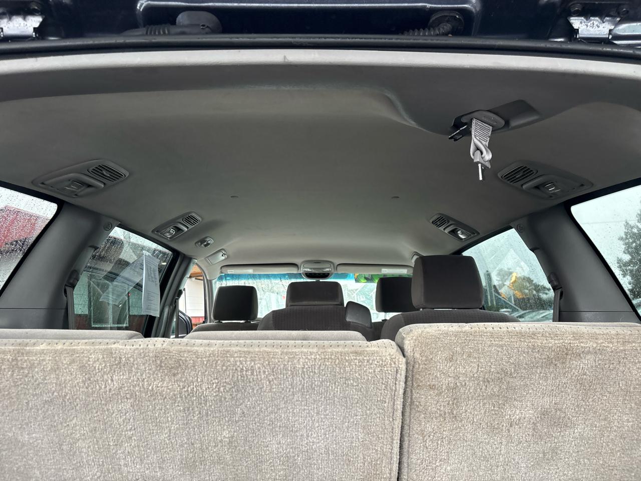 Toyota Sienna LE 7-Passenger 2006