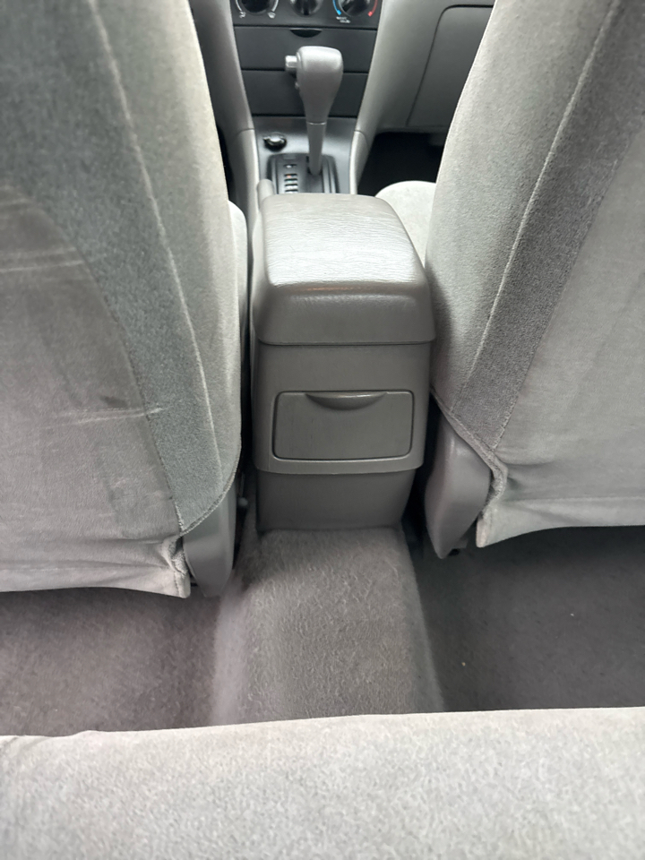 Toyota Corolla CE 2006