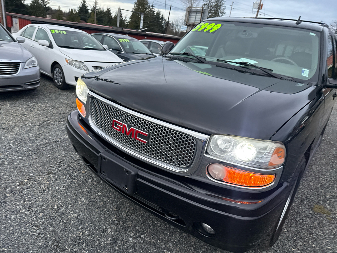 GMC Yukon Denali AWD 2006
