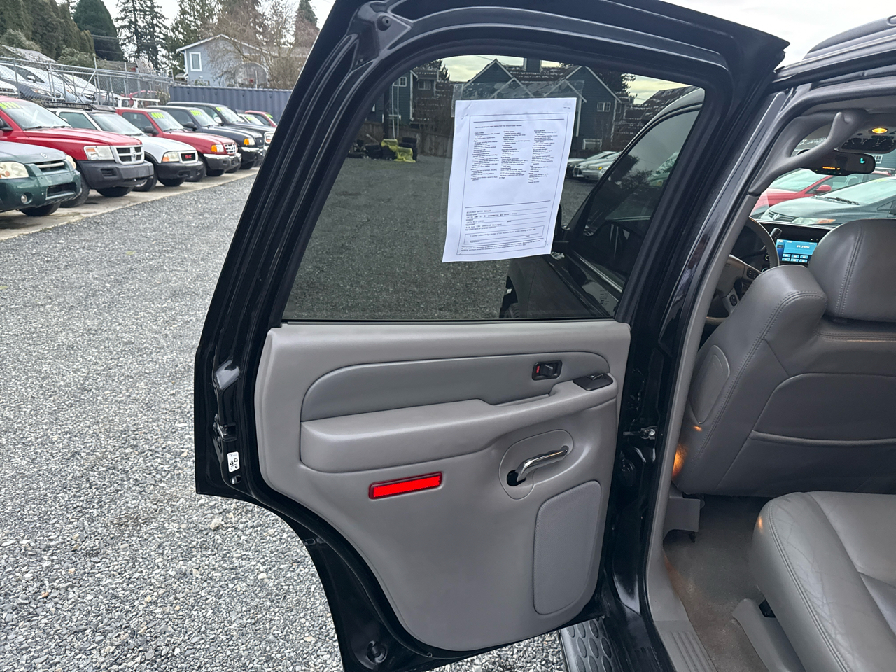 GMC Yukon Denali AWD 2006