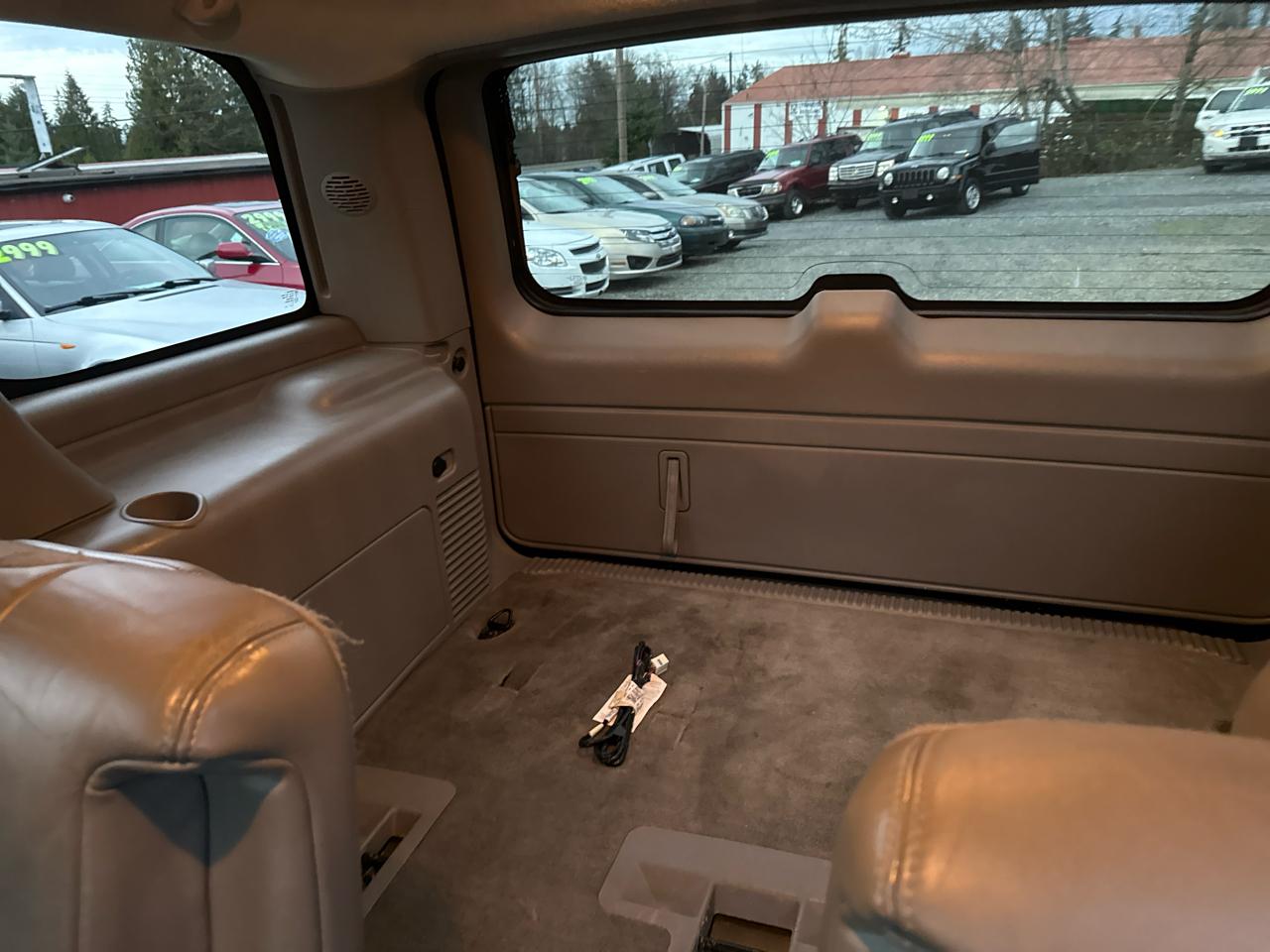 GMC Yukon Denali AWD 2006