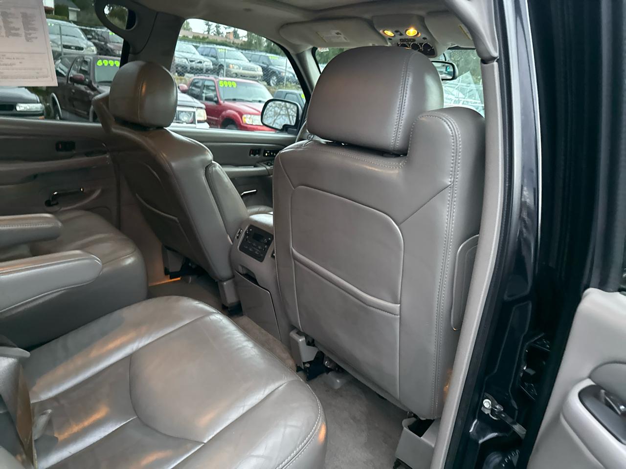 GMC Yukon Denali AWD 2006