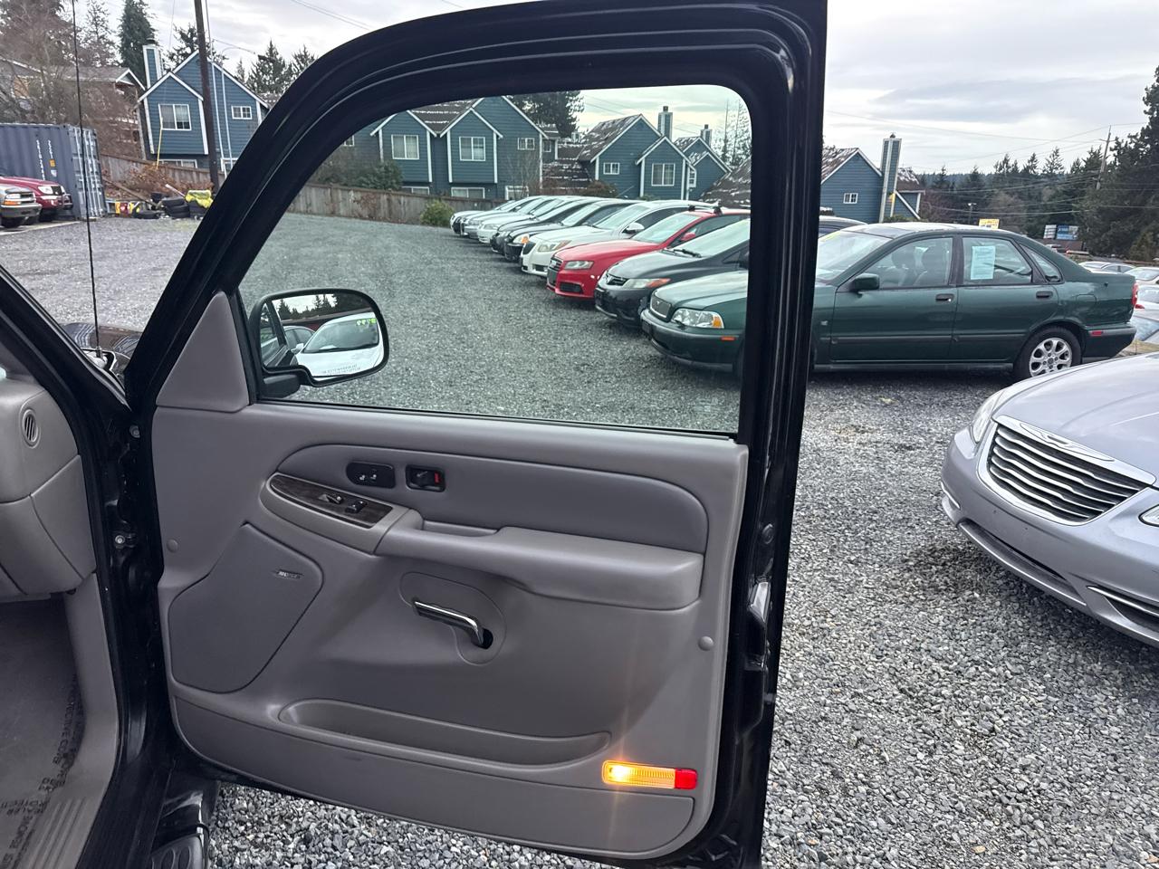 GMC Yukon Denali AWD 2006