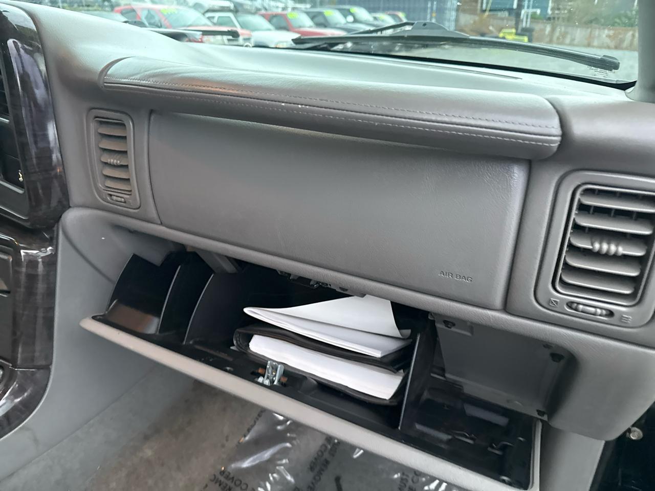 GMC Yukon Denali AWD 2006