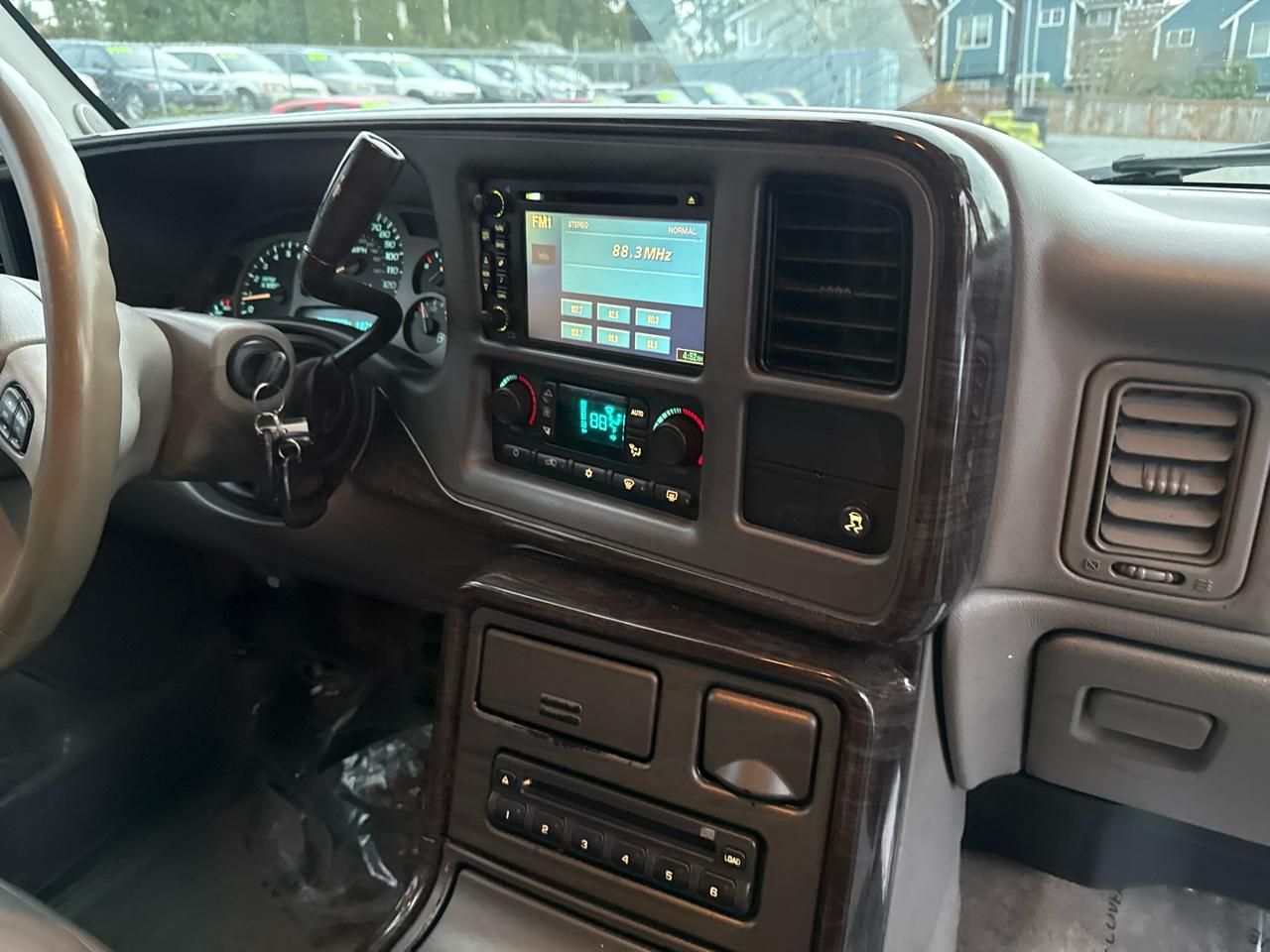 GMC Yukon Denali AWD 2006