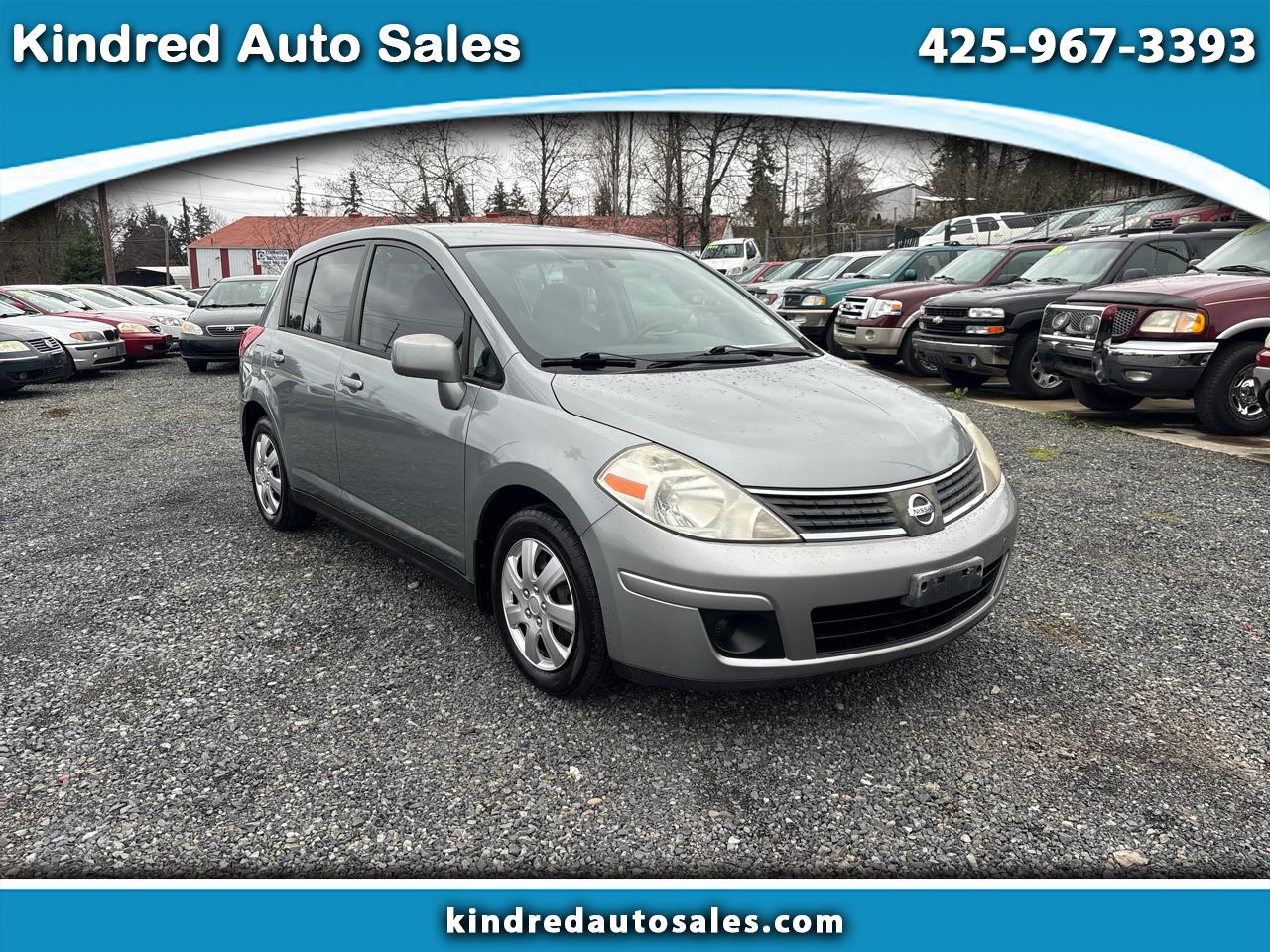 Nissan Versa 1.8 S Hatchback 2009