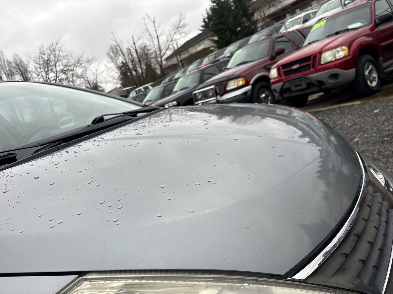 Nissan Versa 1.8 S Hatchback 2009