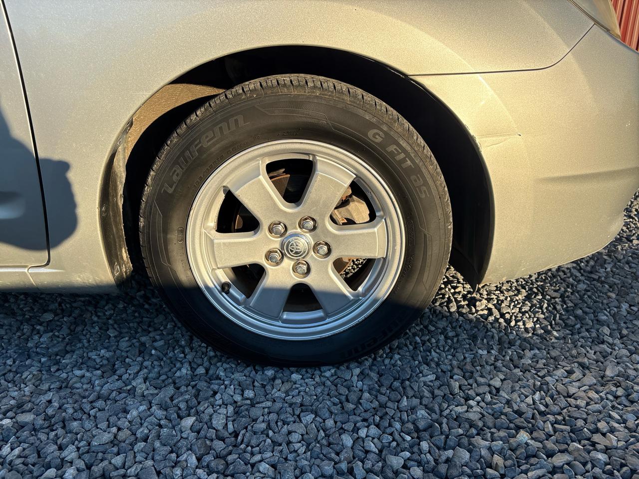 Toyota Prius 4-Door Liftback 2005