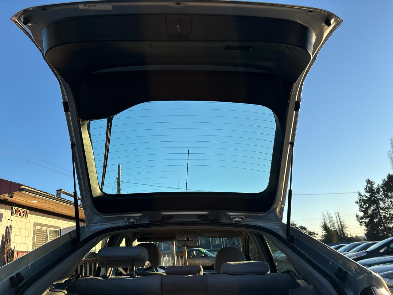 Toyota Prius 4-Door Liftback 2005