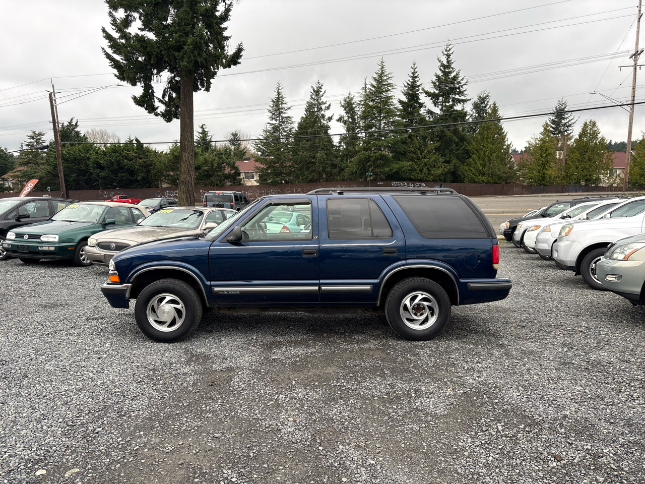 Chevrolet Blazer 4-Door 4WD 1998