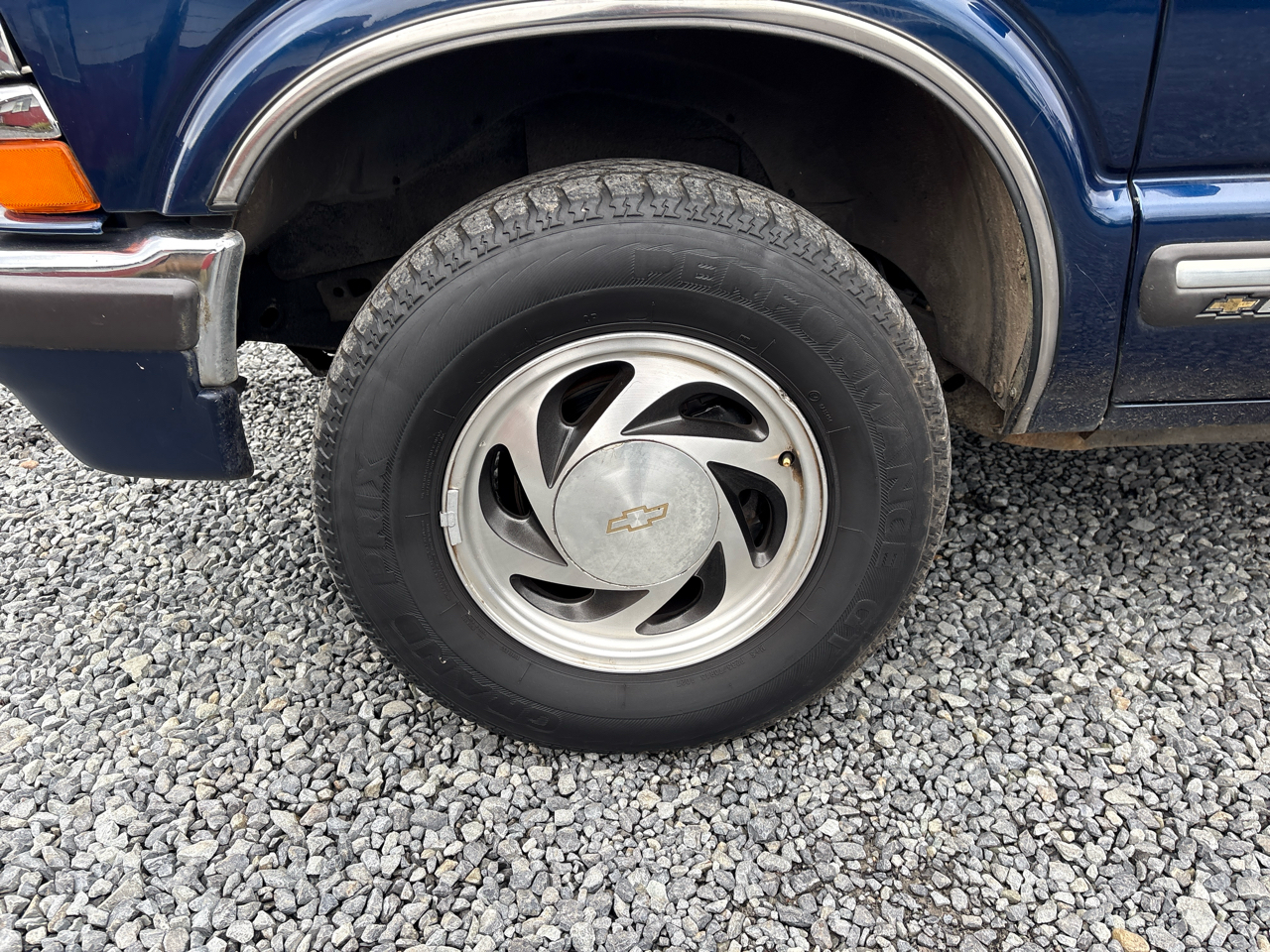 Chevrolet Blazer 4-Door 4WD 1998