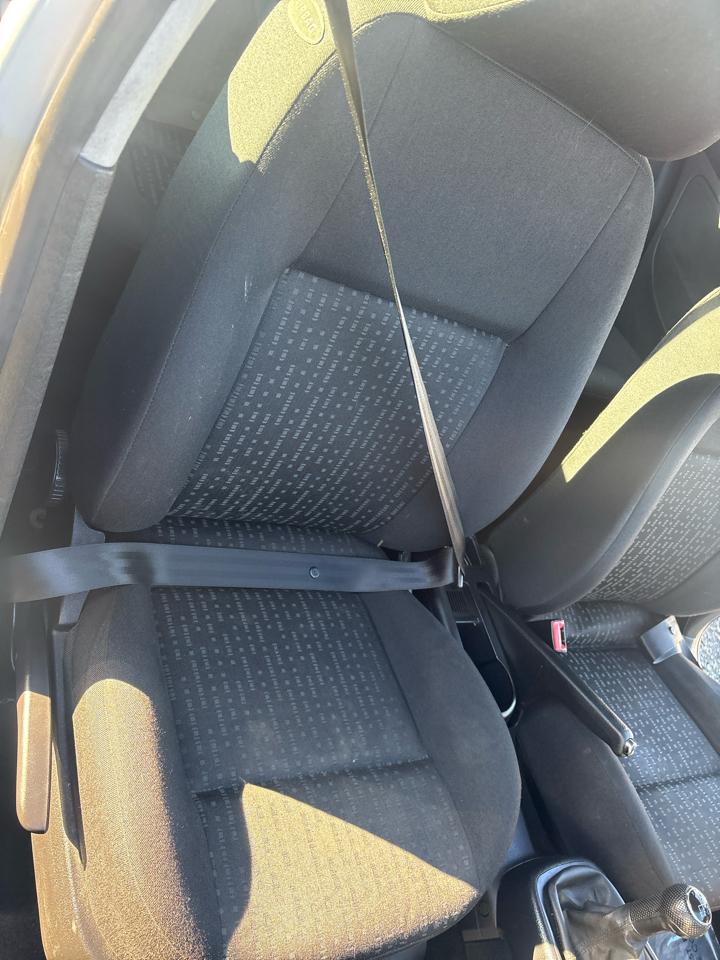 Volkswagen Golf GL 2.0 Sedan 2004