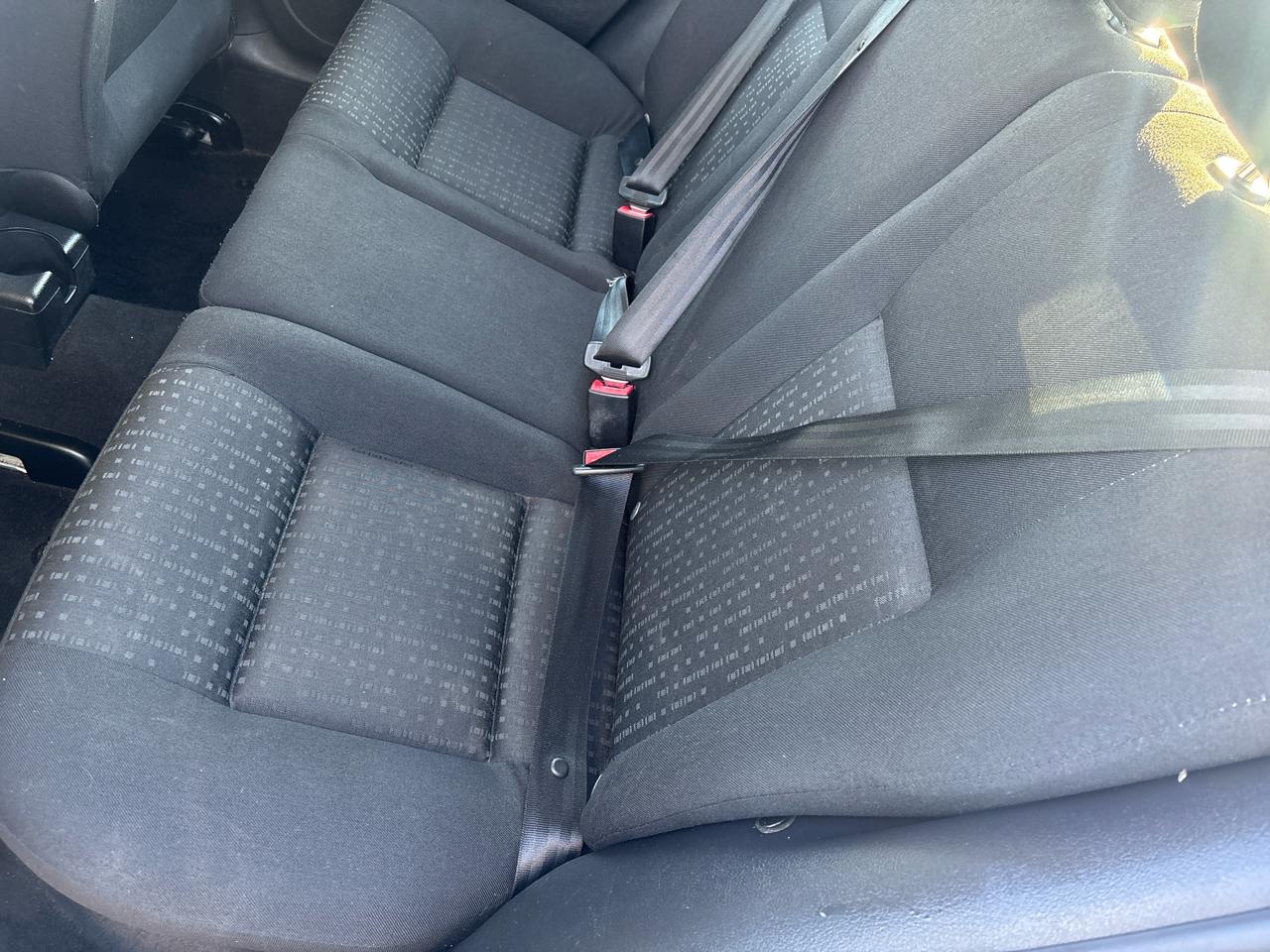 Volkswagen Golf GL 2.0 Sedan 2004