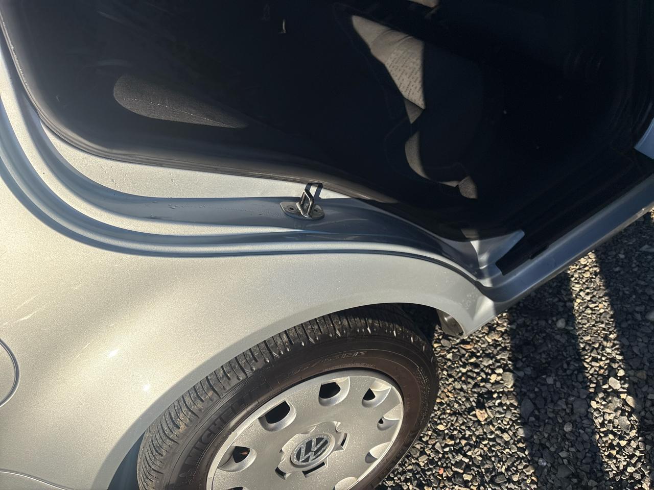 Volkswagen Golf GL 2.0 Sedan 2004