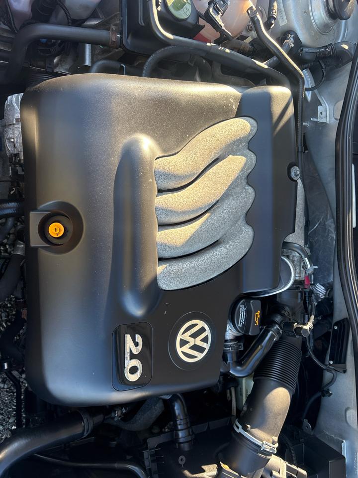 Volkswagen Golf GL 2.0 Sedan 2004