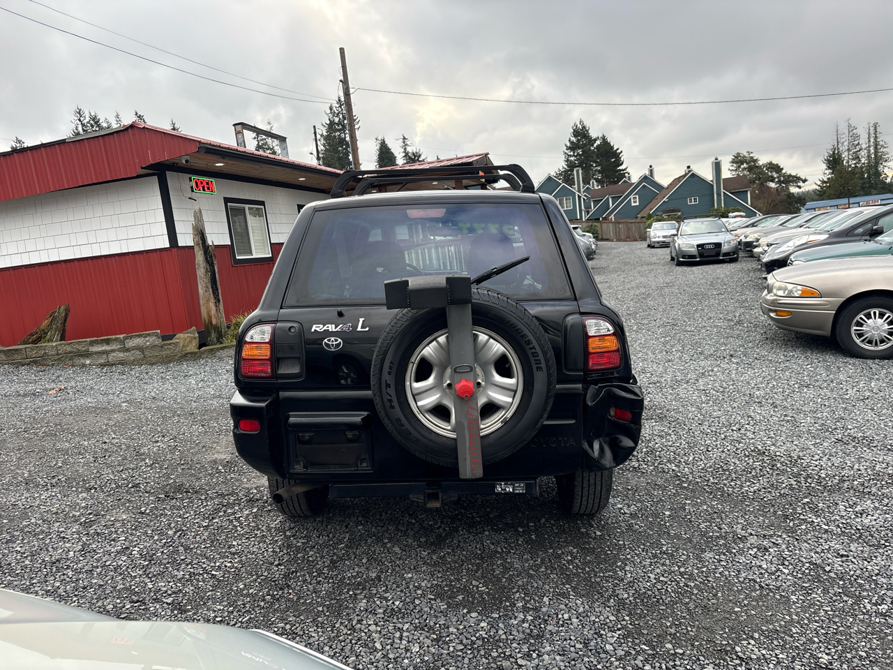 Toyota RAV4 4-Door 4WD 1999