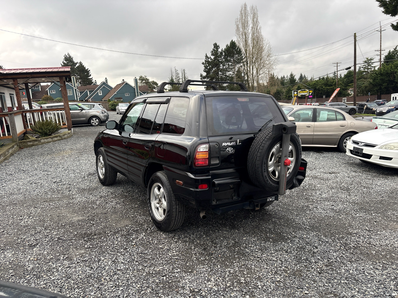 Toyota RAV4 4-Door 4WD 1999