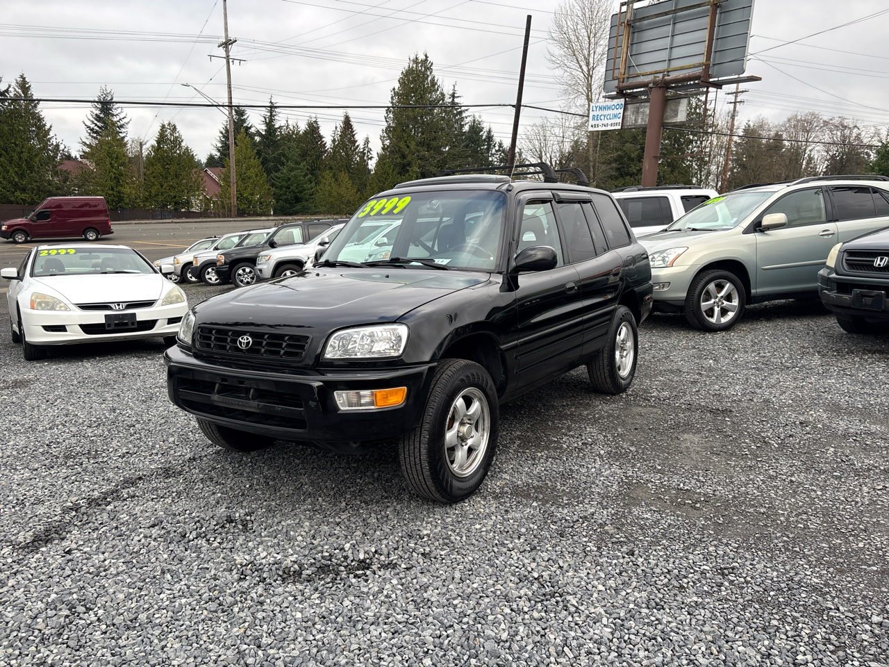 Toyota RAV4 4-Door 4WD 1999