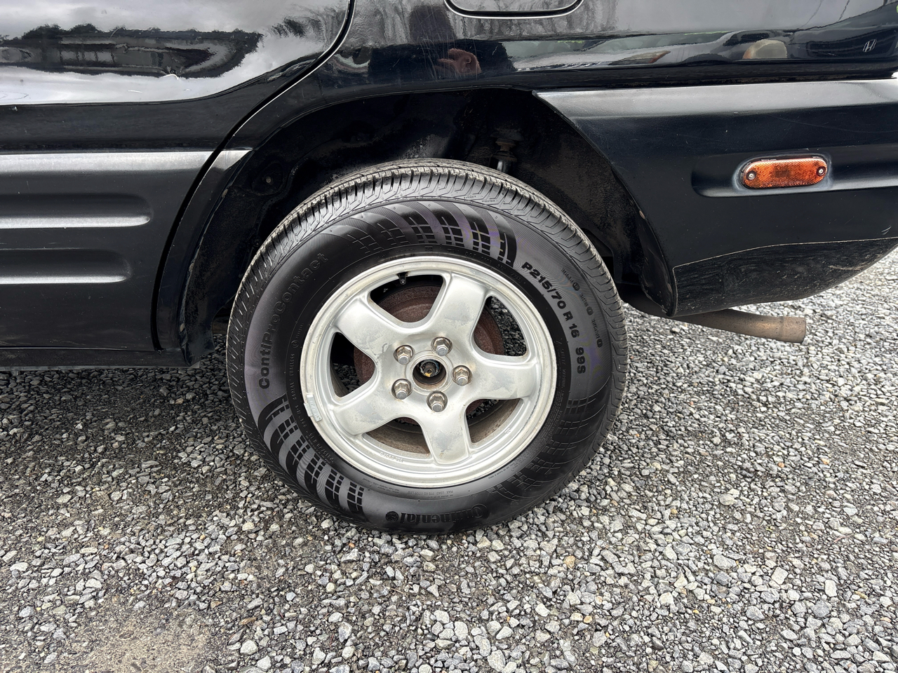 Toyota RAV4 4-Door 4WD 1999