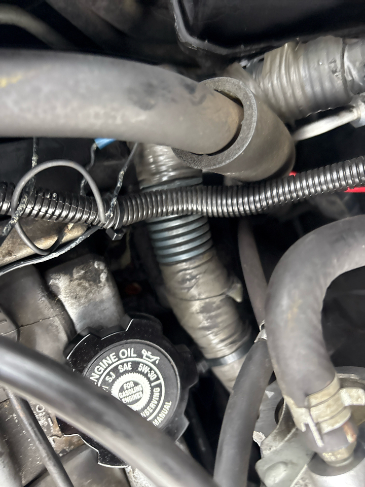 Toyota RAV4 4-Door 4WD 1999