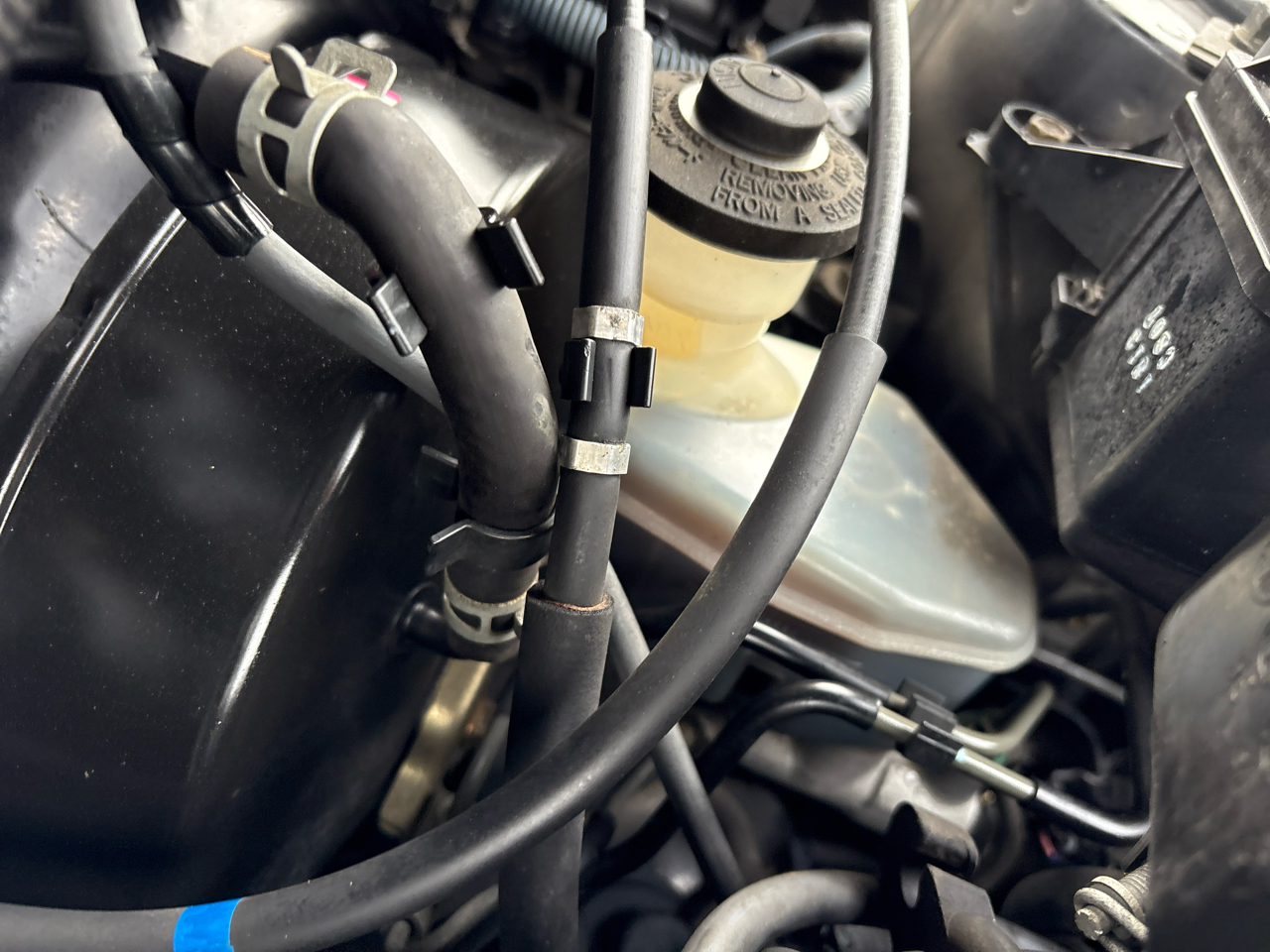 Toyota RAV4 4-Door 4WD 1999