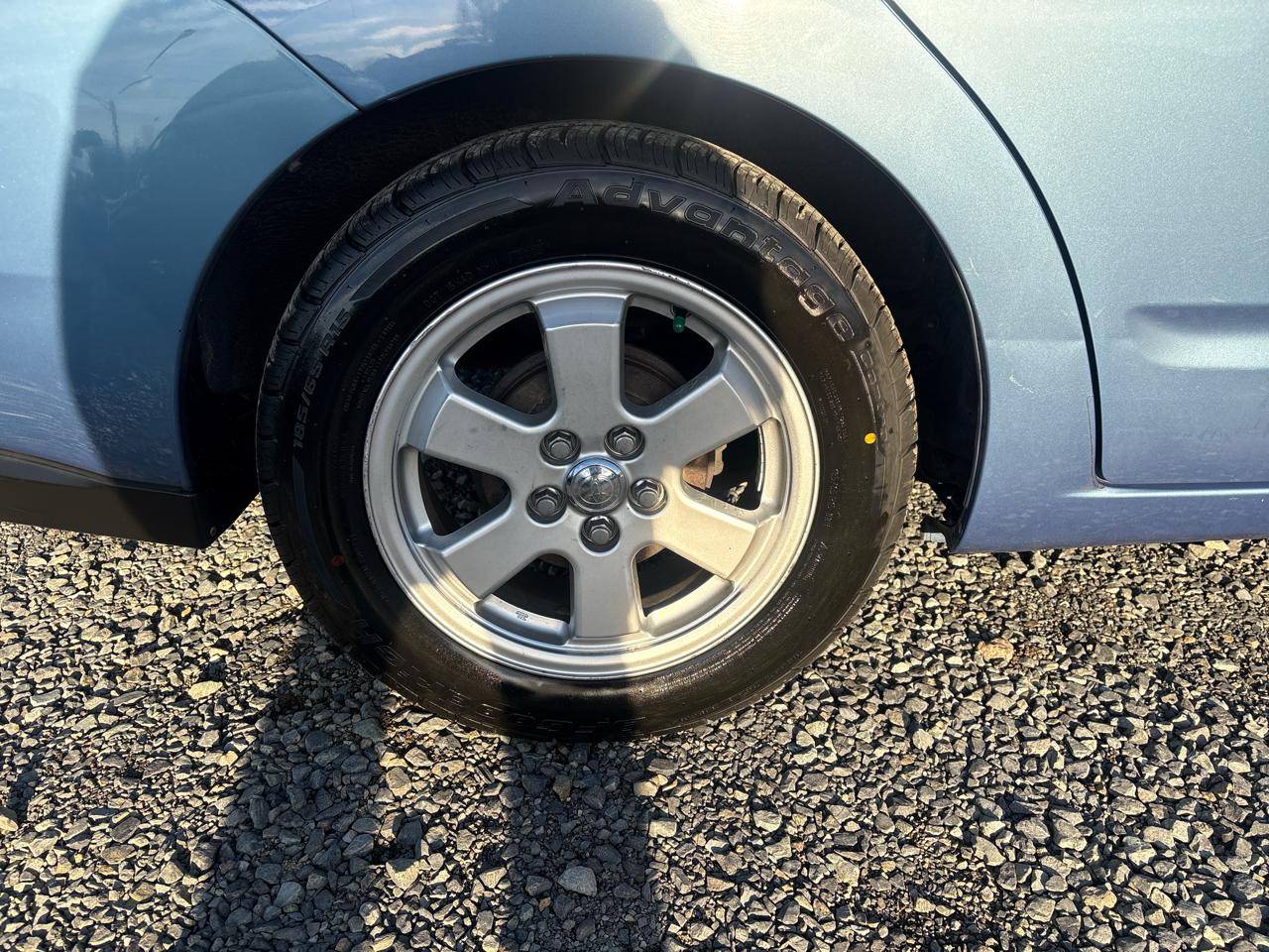 Toyota Prius 4-Door Liftback 2004