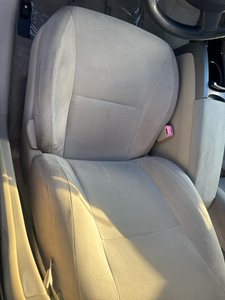 Toyota Prius 4-Door Liftback 2004