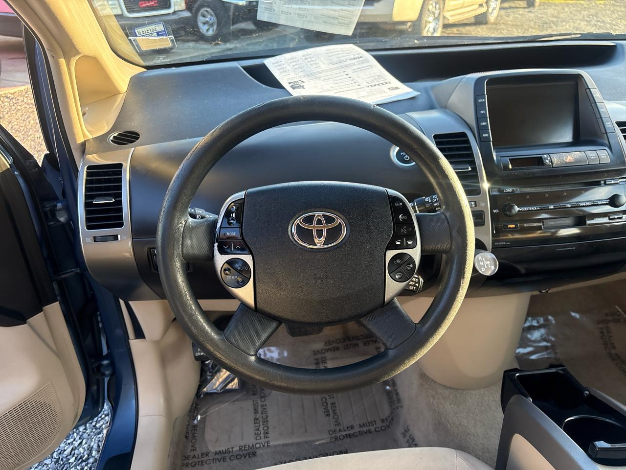 Toyota Prius 4-Door Liftback 2004