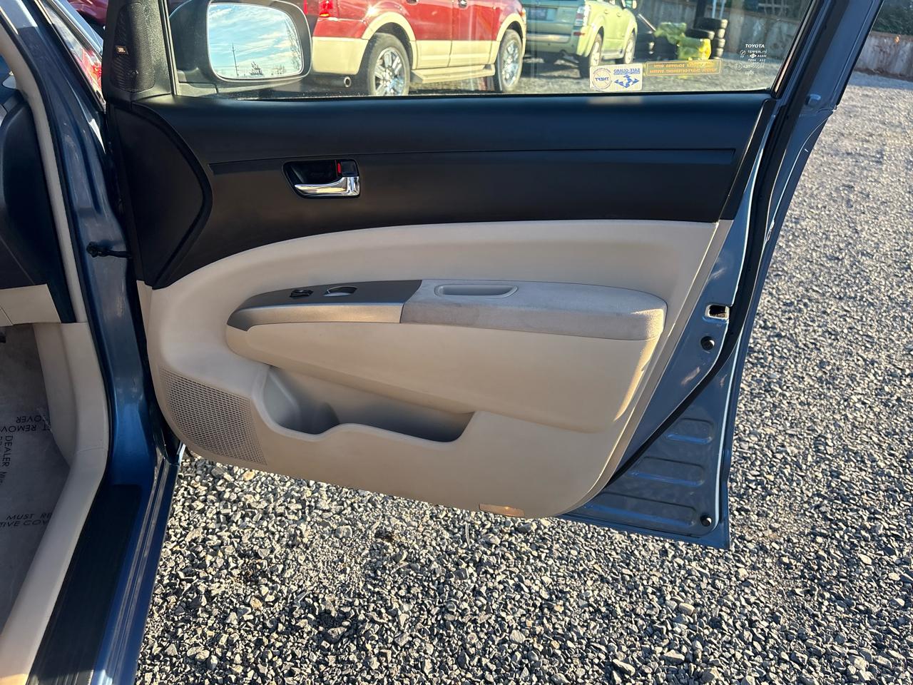 Toyota Prius 4-Door Liftback 2004