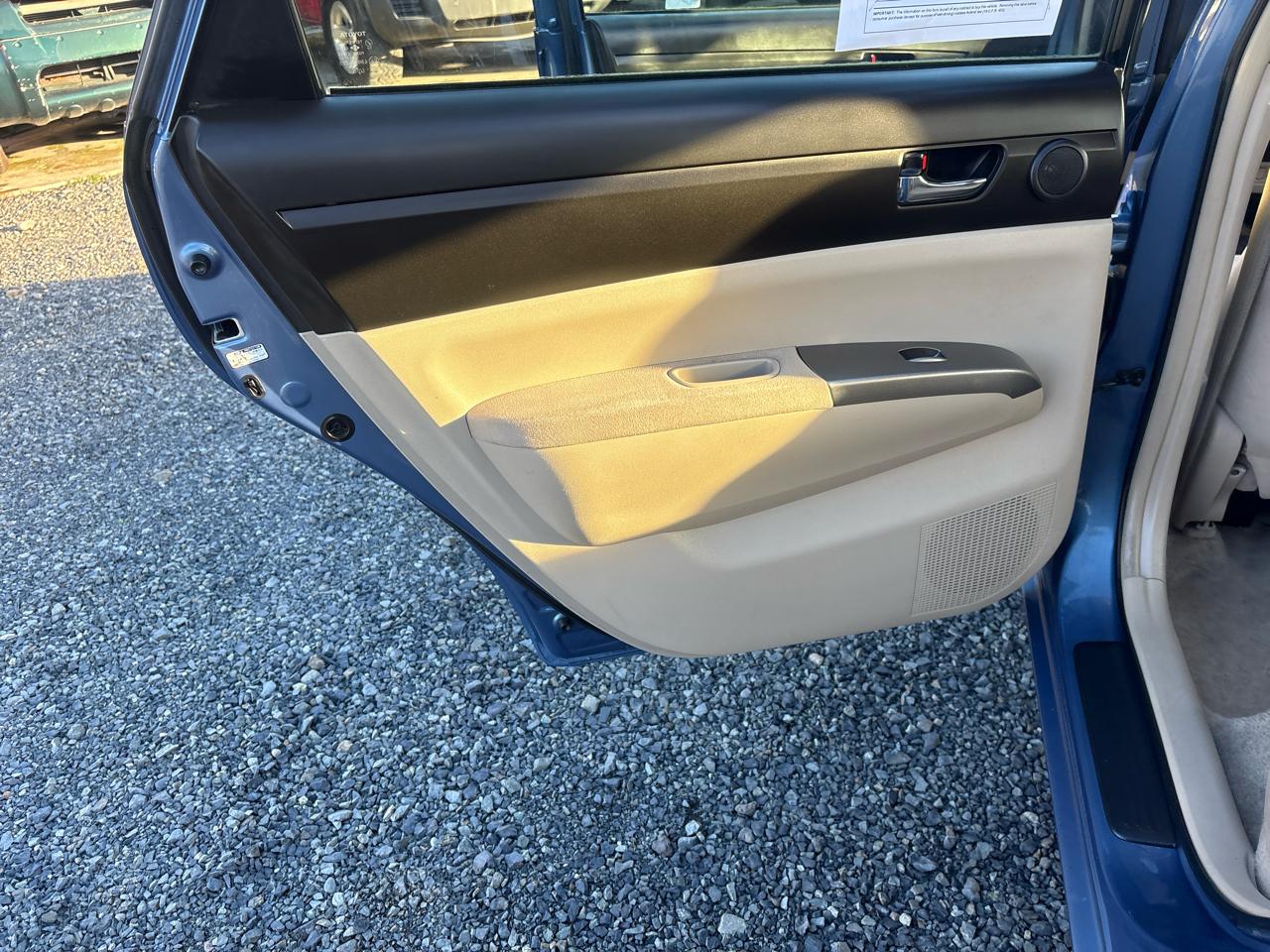 Toyota Prius 4-Door Liftback 2004