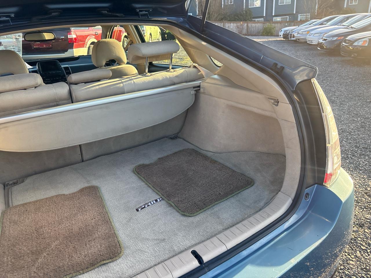 Toyota Prius 4-Door Liftback 2004