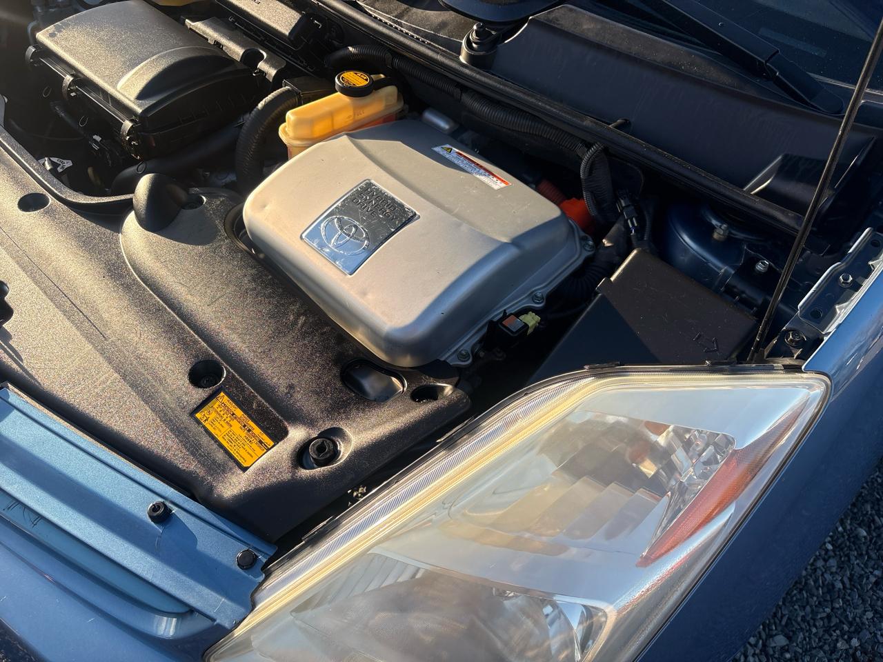 Toyota Prius 4-Door Liftback 2004