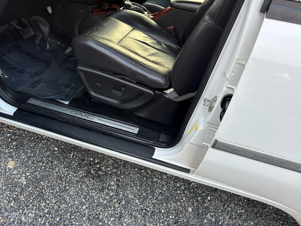 GMC Envoy SLT-1 4WD 2009