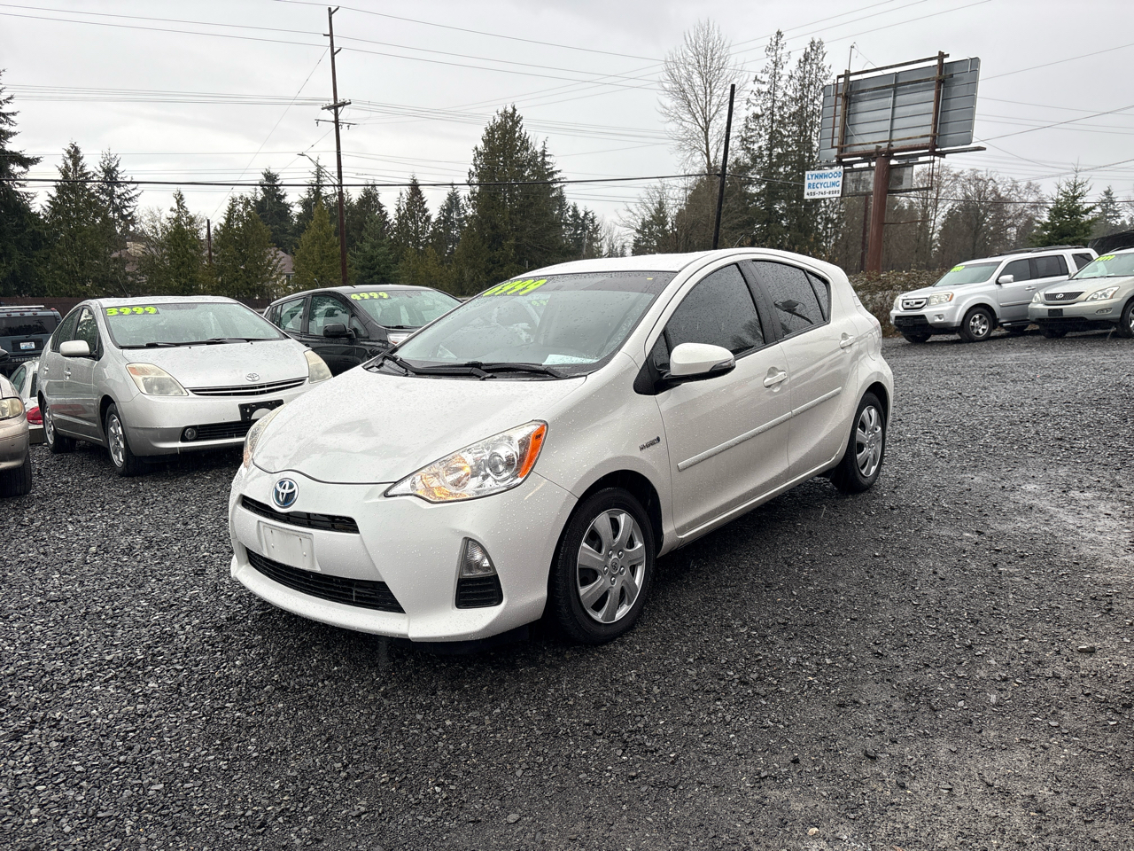 Toyota Prius c One 2012