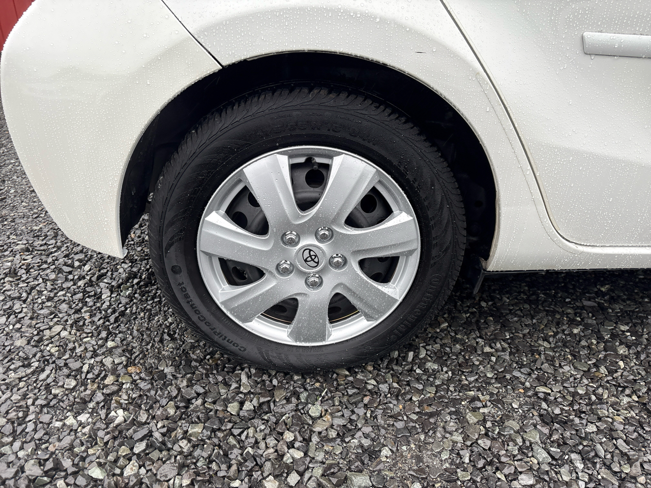 Toyota Prius c One 2012