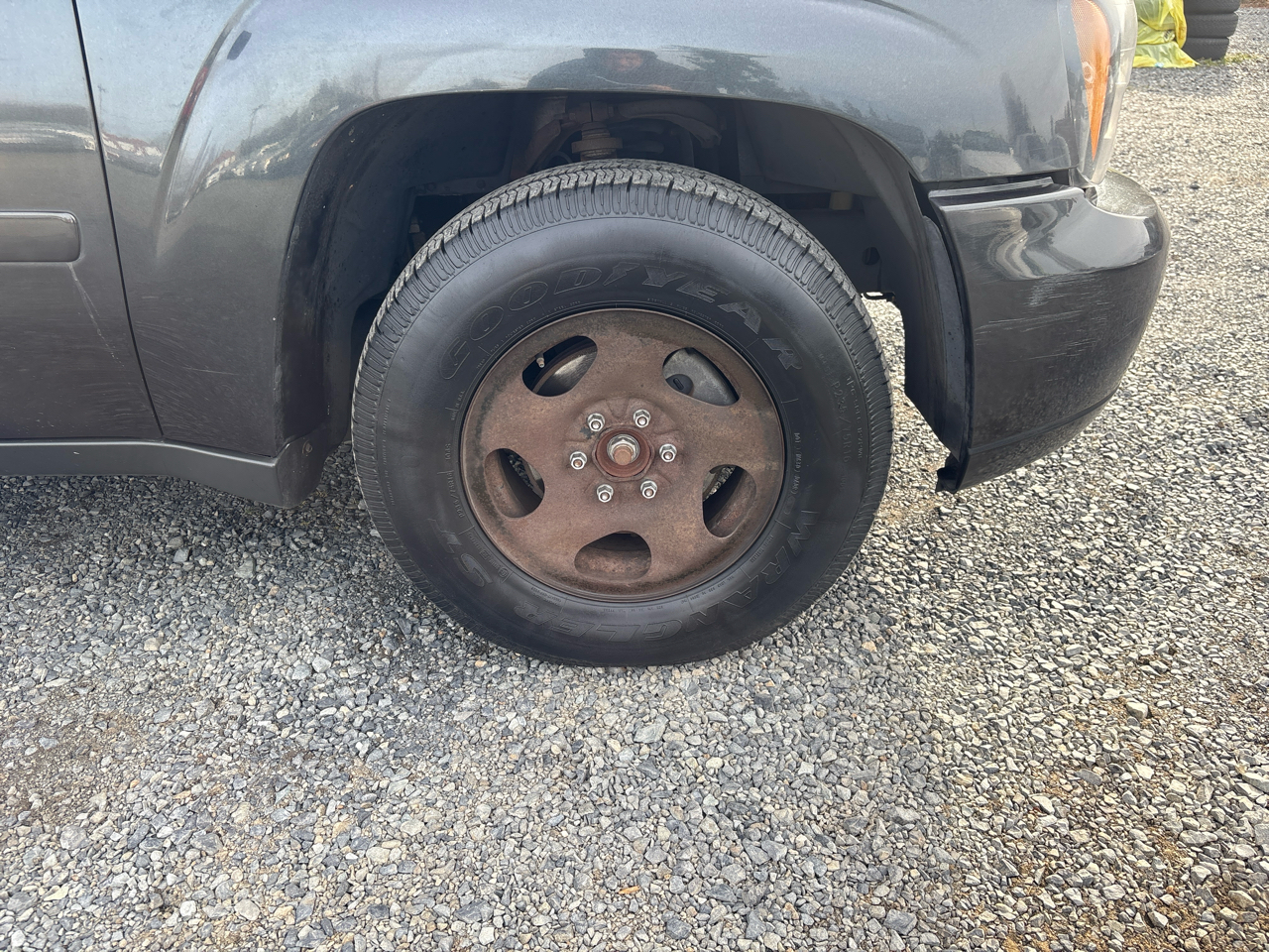 Chevrolet TrailBlazer LS 4WD 2006