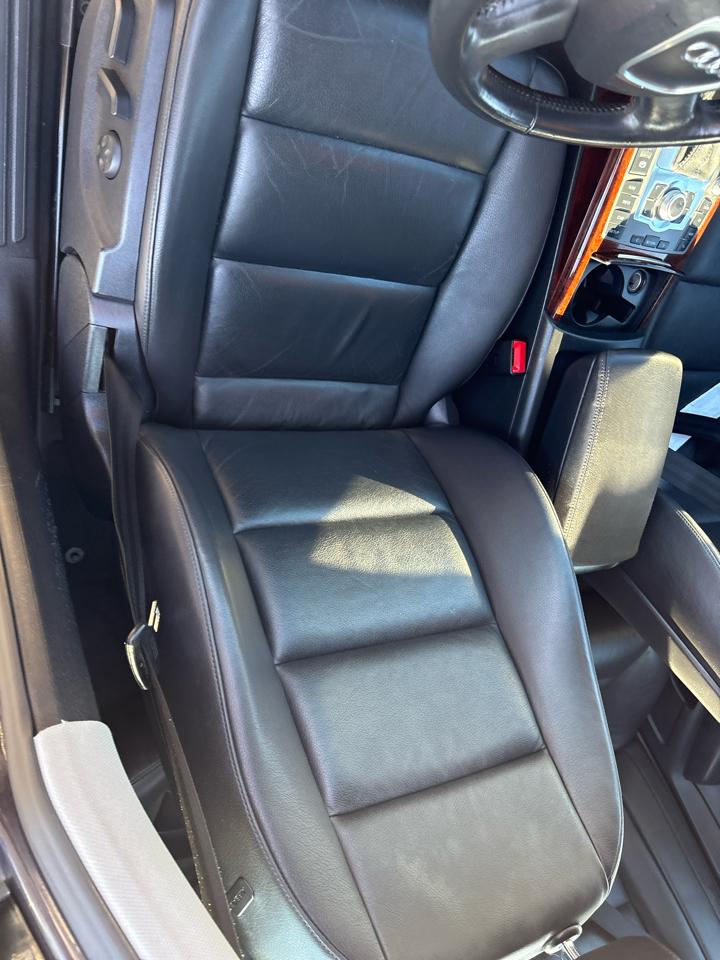 Audi A6 3.2 with Tiptronic 2005