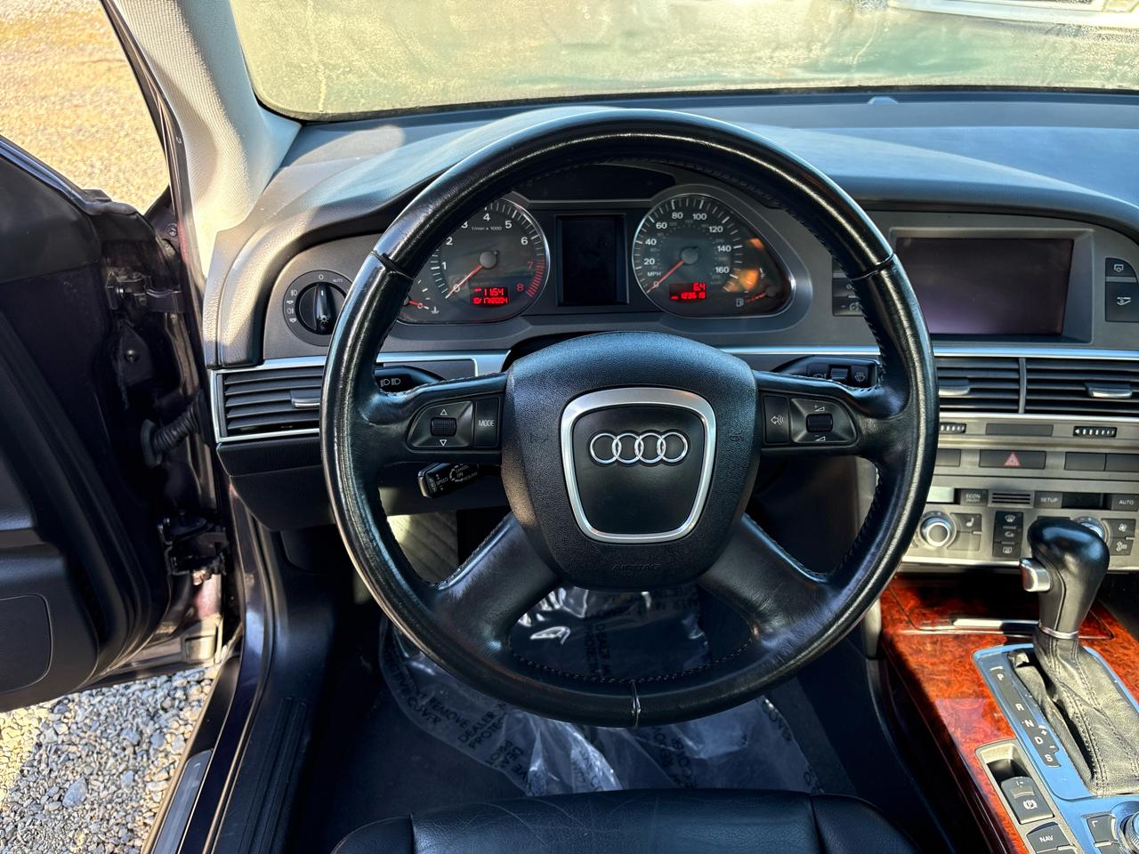 Audi A6 3.2 with Tiptronic 2005