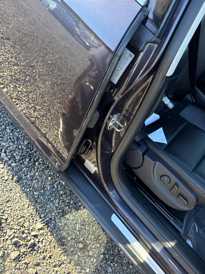 Audi A6 3.2 with Tiptronic 2005