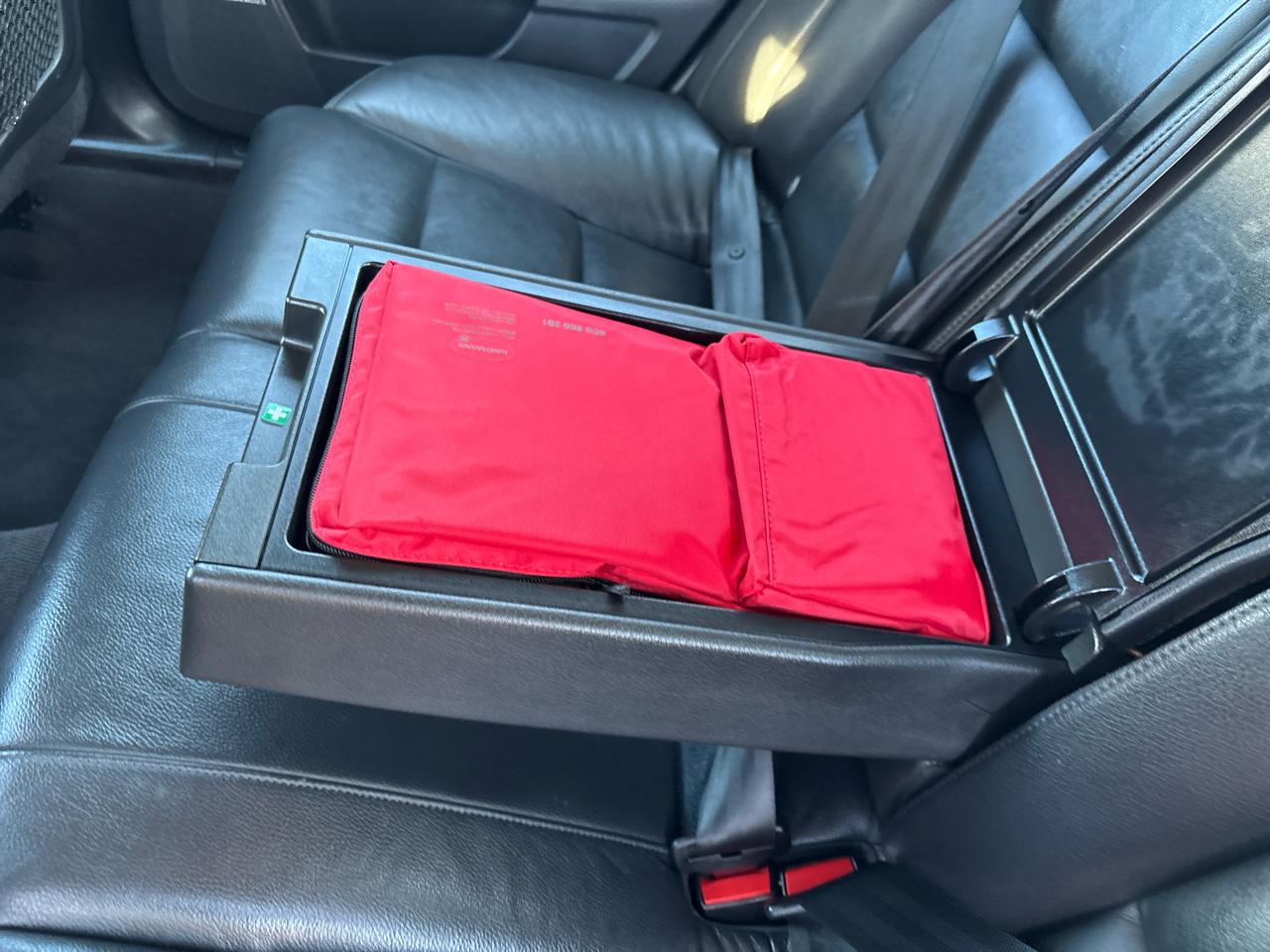 Audi A6 3.2 with Tiptronic 2005