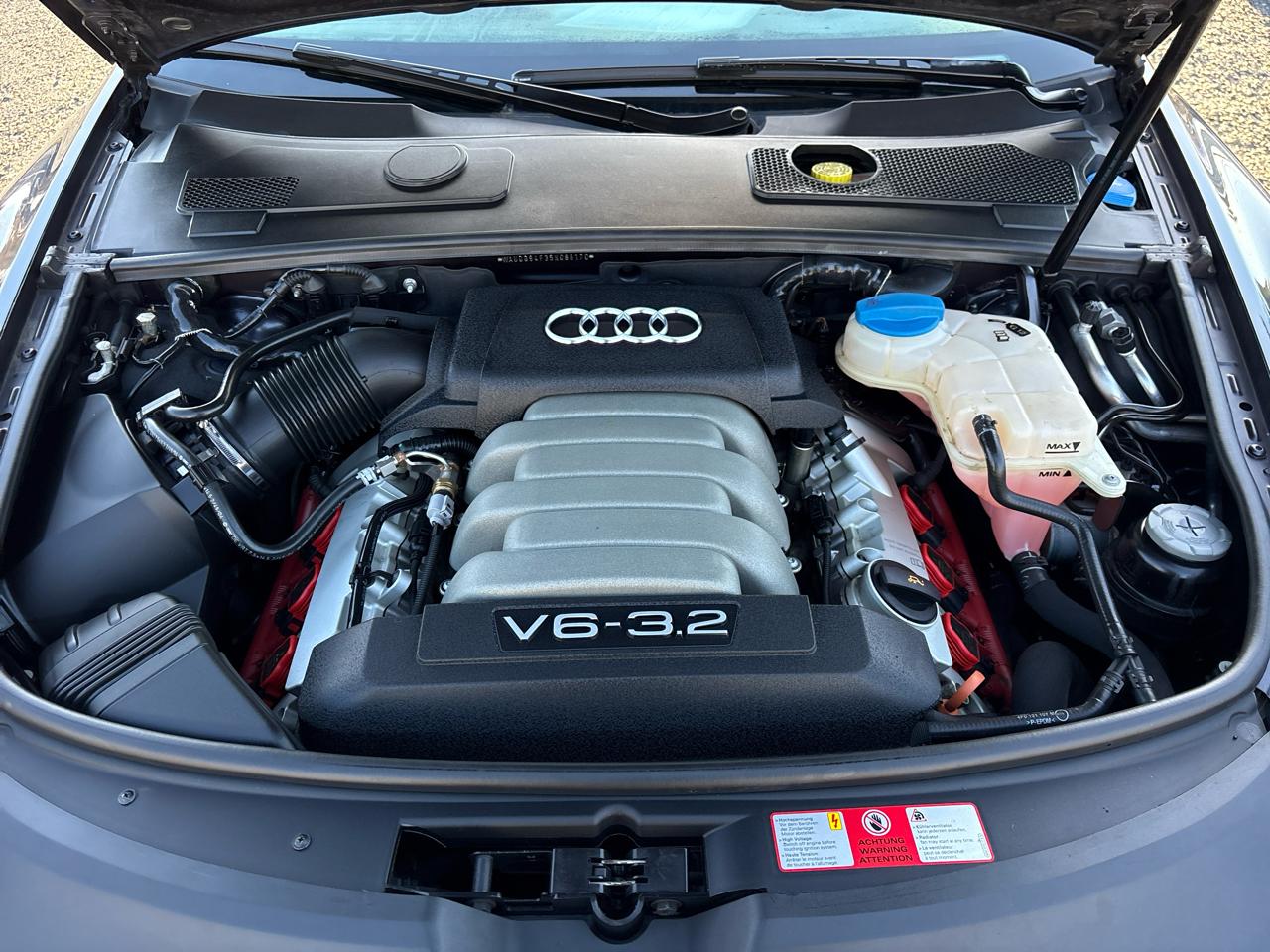 Audi A6 3.2 with Tiptronic 2005