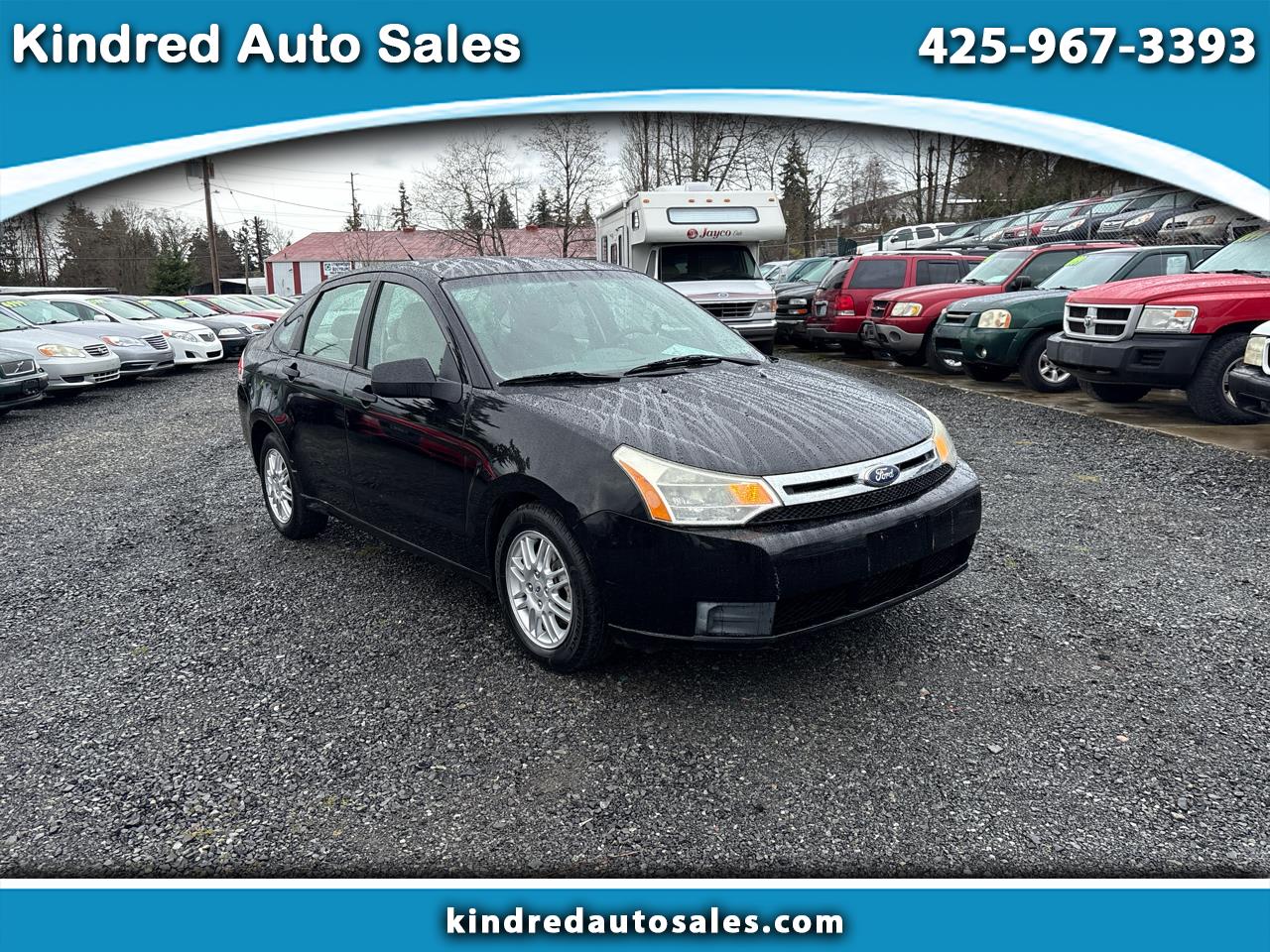 Ford Focus SE Sedan 2011