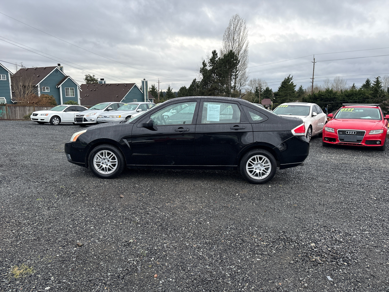 Ford Focus SE Sedan 2011
