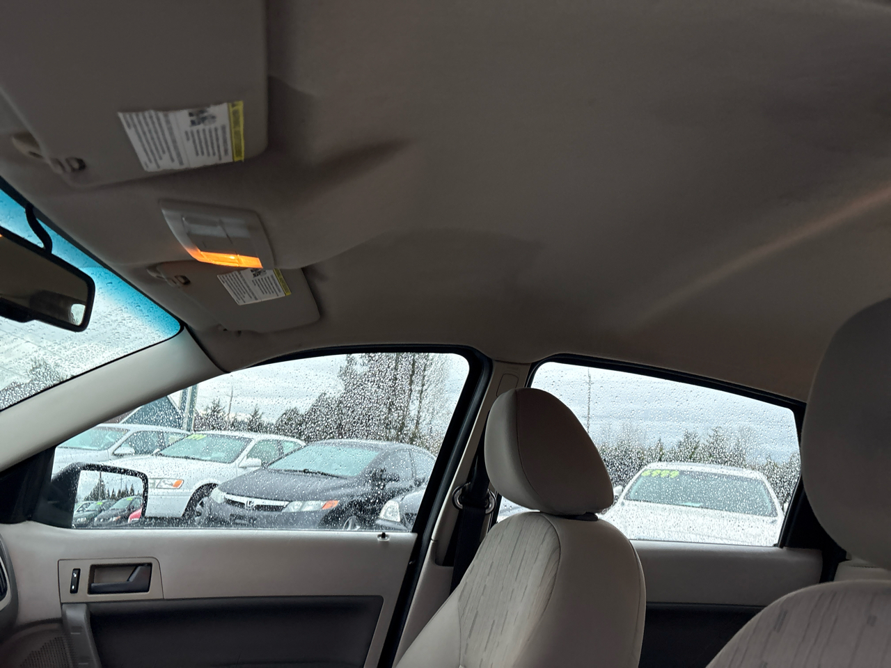 Ford Focus SE Sedan 2011