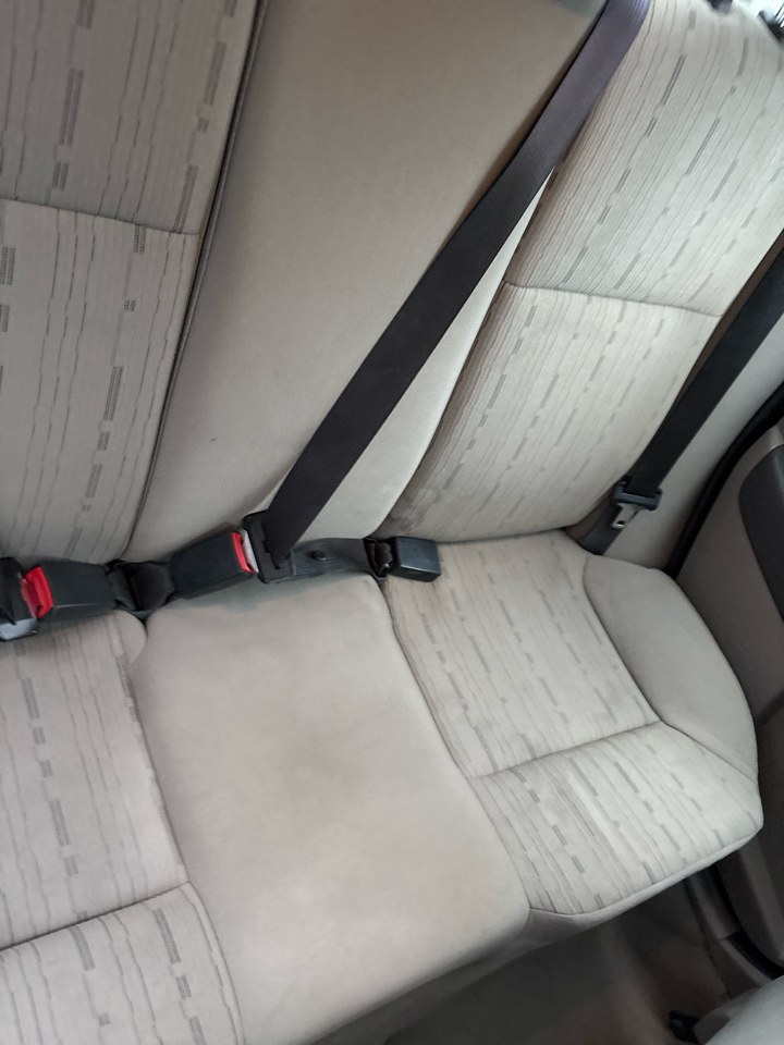 Ford Focus SE Sedan 2011